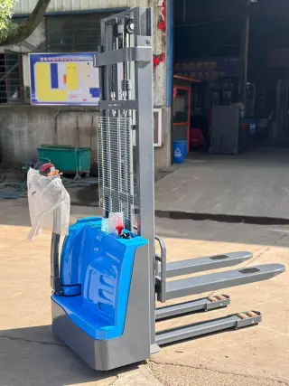 1.5 TON 3.5 METRE İSTİF MAKİNESİ