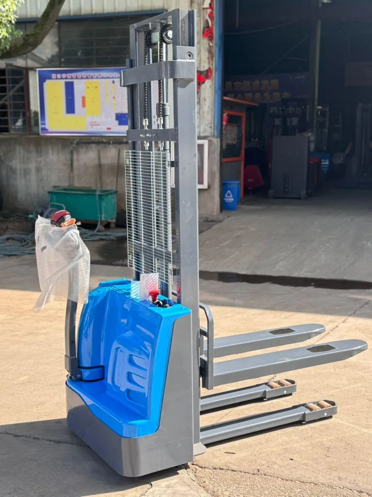 1.5 TON 3.5 METRE İSTİF MAKİNESİ